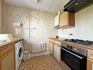 Photo 16- click for photo gallery